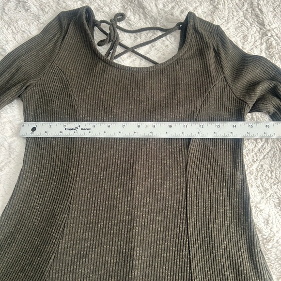 Forever 21 Black A-Line‎ Scoop Neck Dress - Picture 9 of 9